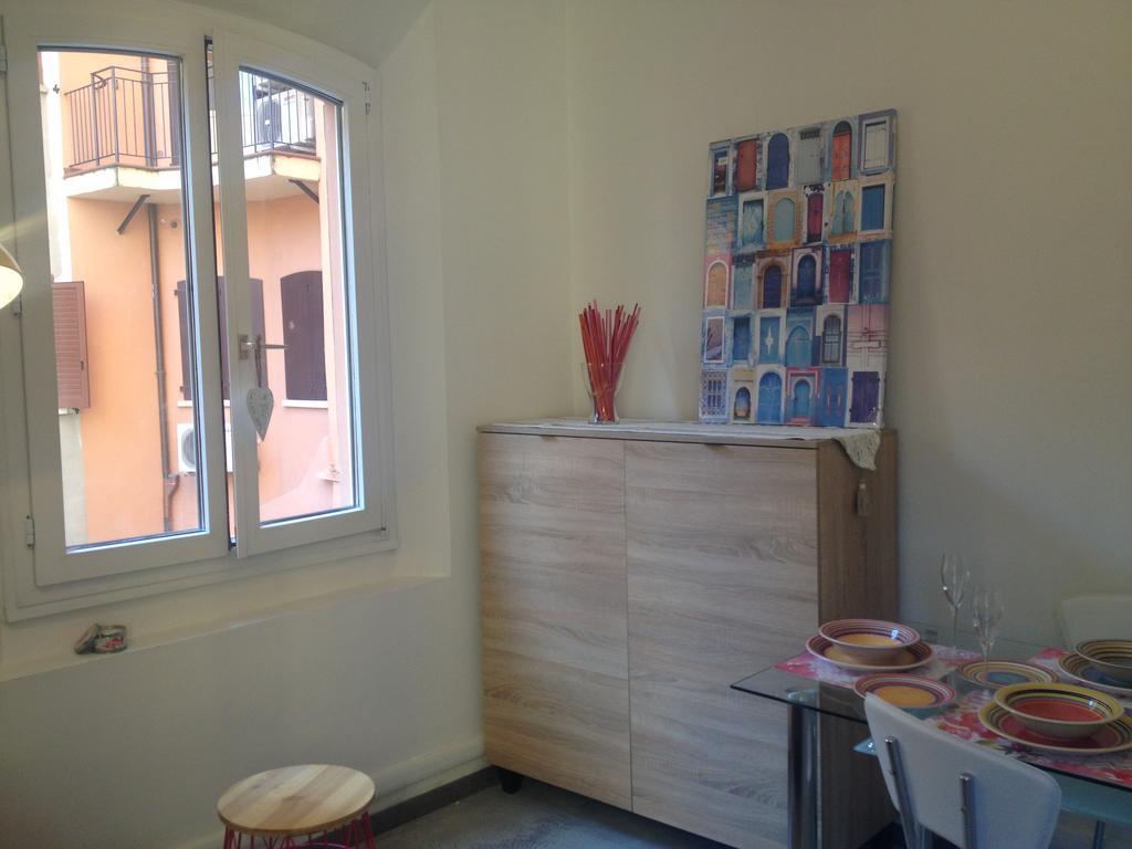 Decorialab Apartments โบโลญญา ภายนอก รูปภาพ